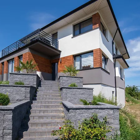 ゲストハウス Na Wzgorzu 3*